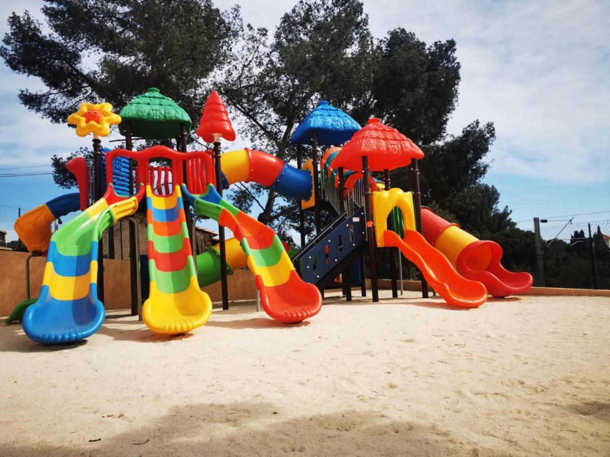 Mobil Home Neuf Camping L Ile Dor Plage St Raphael Avec Piscine Saint-Raphaël Exterior foto